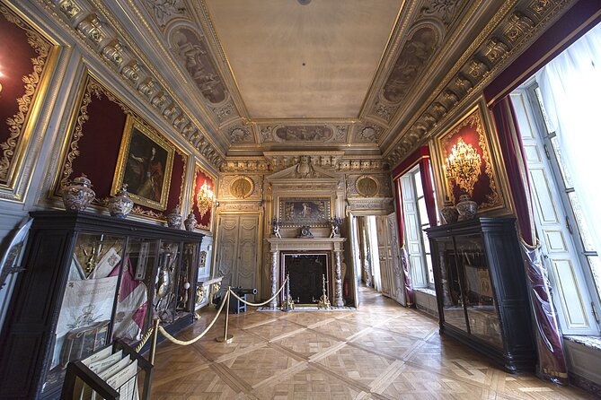 Skip-The-Line Château De Chantilly Trip by Car From Paris - What to See and Do at Château De Chantilly