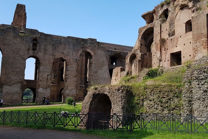 Skip The Line: Colosseum, Roman Forum, Palatine Hill Guided Tour - Meeting Point Instructions