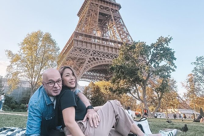 Skip the Line Eiffel Tower Summit Lift Top Floor Audio Guide Tour - Meeting and Pickup