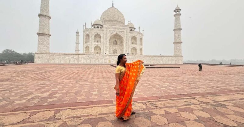 Skip the line entry tickets with great photos. - What You Can Expect From This Taj Mahal Tour