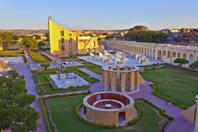 Skip The Line: Exclusive 2 Days Guided Jaipur Tour With Hotel, Lunch & Entry Fee - Pricing & Booking Details