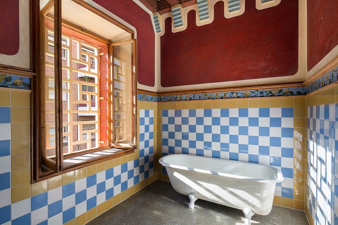 Skip-The-Line Gaudis Casa Vicens Admission Ticket With Audioguide - Directions to Casa Vicens