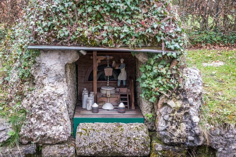 Skip-the-line Hellbrunn Palace Trick Fountains Salzburg Tour - Frequently Asked Questions