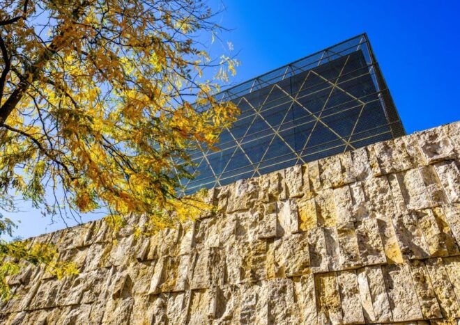 Skip-the-line Jewish Museum & Jewish Quarter Guided Tour - Important Information