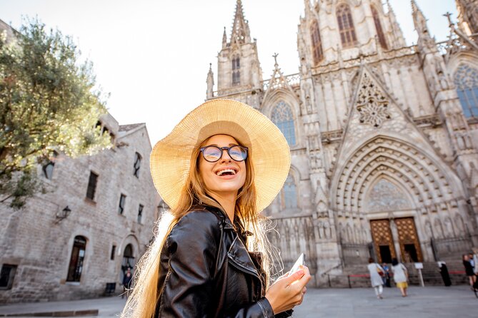 Skip-The-Line La Sagrada Familia With Towers Private Tour - Pickup Details