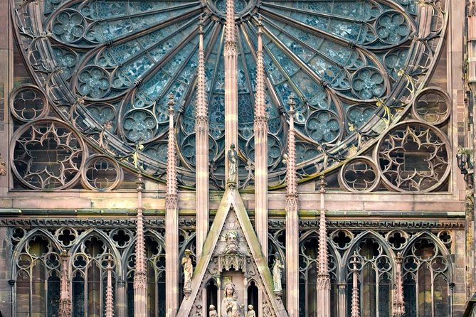 Skip the Line: Milan Duomo Guided Tour & Hop on Hop off Optional - Tour Details