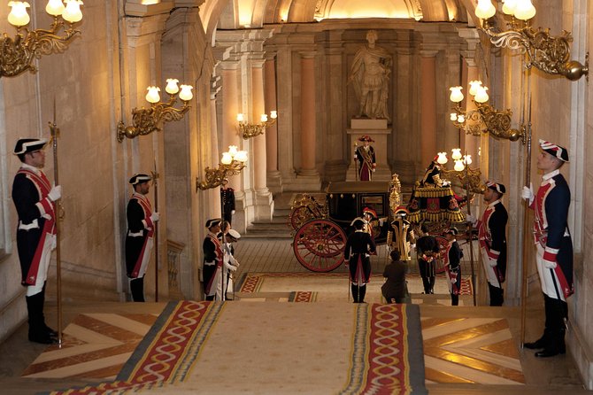 Skip-The-Line Palacio Real De Madrid & the Old City Guided Tour - Private Tour - The Sum Up