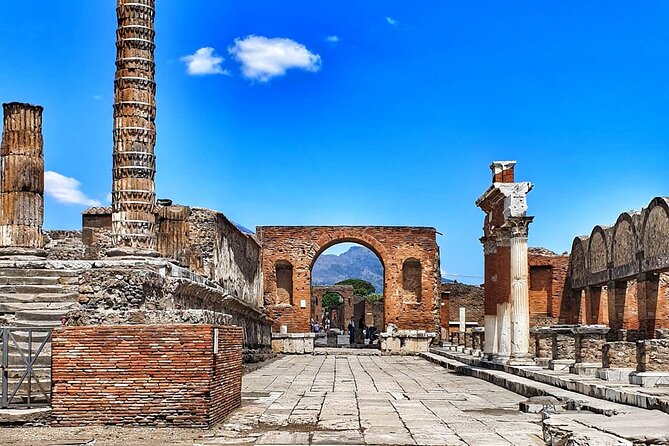 Skip the Line Pompeii Guided Tour From Sorrento - Meeting Point Details