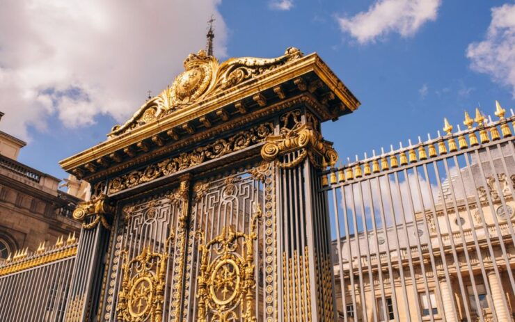 Skip-the-line Pompidou Center Paris, Old Town Tour, Tickets - Participant and Date Selection