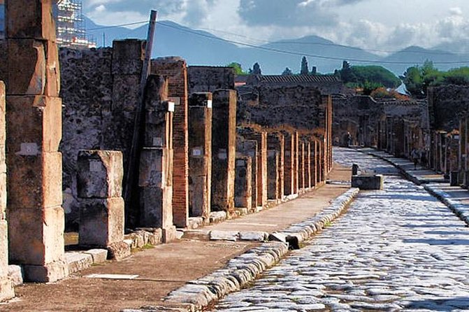 Skip the Line Private Pompeii Guided Tour - The Sum Up