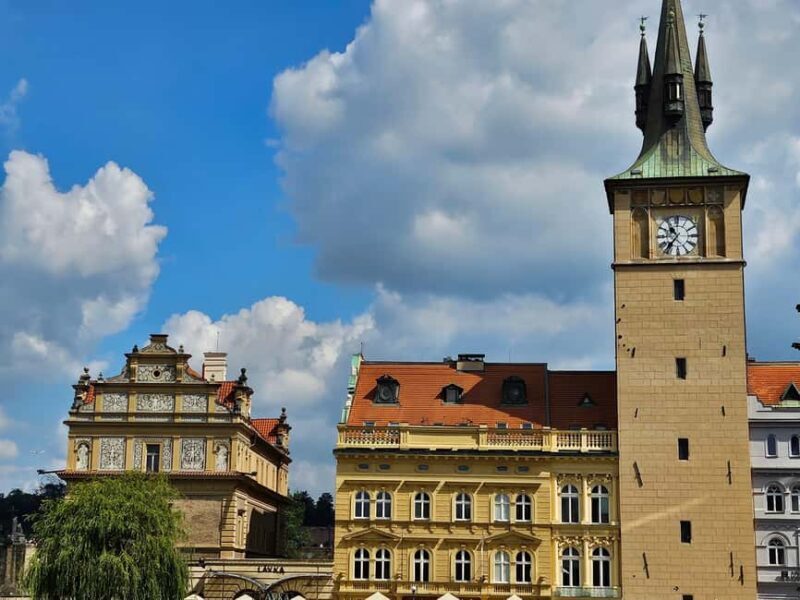 Skip-the-Line Private Tour of Prague Castle & Hidden Gems - The Experience: What You Can Expect