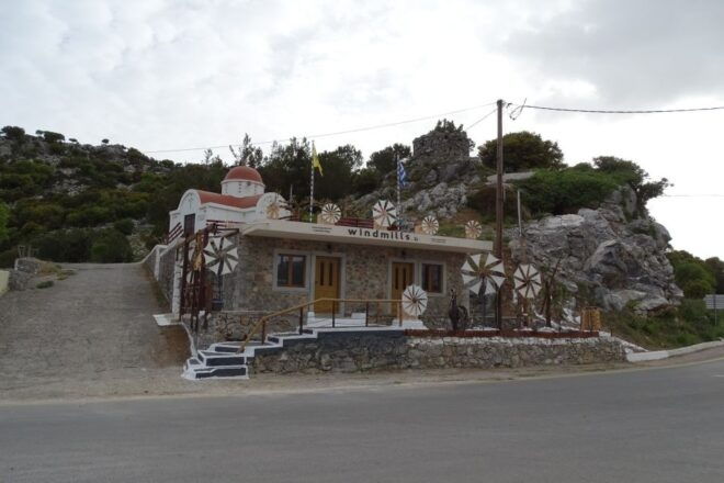 Skip the Line - Private Tour to Knossos Palace and Zeus Cave - Practical Information and Directions