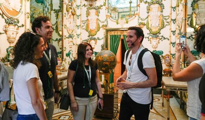 Skip the Line Royal Palace + Prado Museum - Group Size Limitations