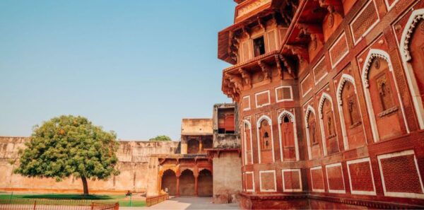 Skip-the-Line Taj, Fort and Fatehpur Sikri Day Trip - Frequently Asked Questions