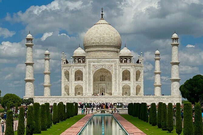 Skip the Line Taj Mahal and Agra Fort with 5*Star Lunch - The Sum Up