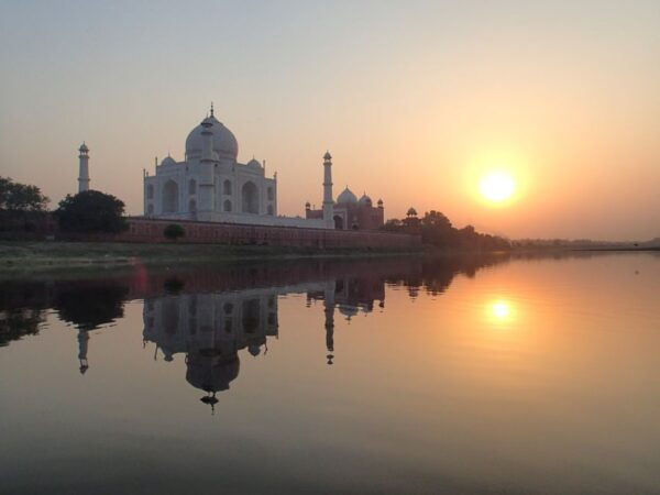 Skip-The-Line Taj Mahal Sunrise & Agra Fort Private Tour - Customer Reviews
