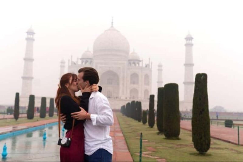 Skip the line Taj Mahal tour with photographer & tickets - Transportation and timing