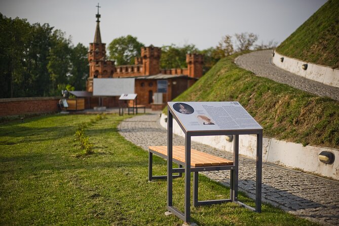Skip the Line Ticket for Kościuszko Mound in Krakow - Note