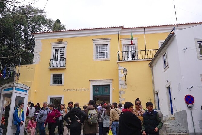 Skip the Line Ticket São Jorge Castle - Booking Information