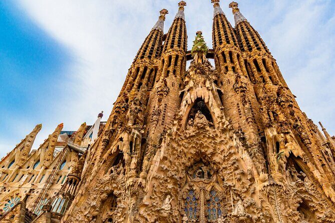 Skip-the-line tour inside the Sagrada Familia - A Practical Guide to the Sagrada Familia Interior Tour