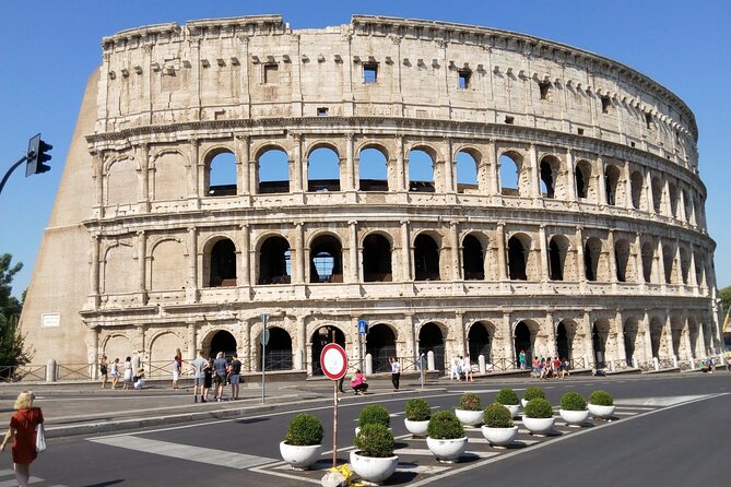 Skip the Line: Tour of Colosseum, With Access to Roman Forum - Historical Significance