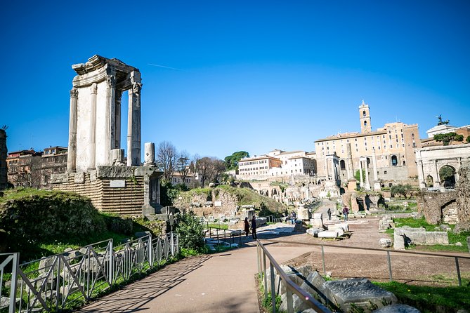 Skip-The-Line Tour of Rome Colosseum and Forums With Local Guide - Booking Information
