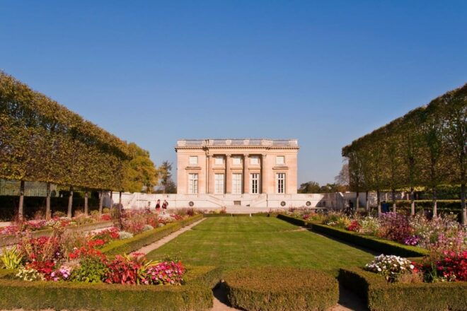 Skip-the-line Versailles Palace All Sites Guided Tour - Meeting Point Details