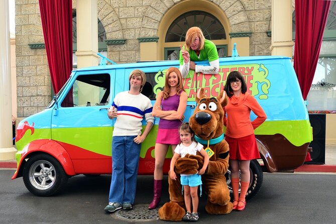 Skip the Line Warner Bros Ticket With Pickup And Drop off - Time-Saving Warner Bros Tour Option