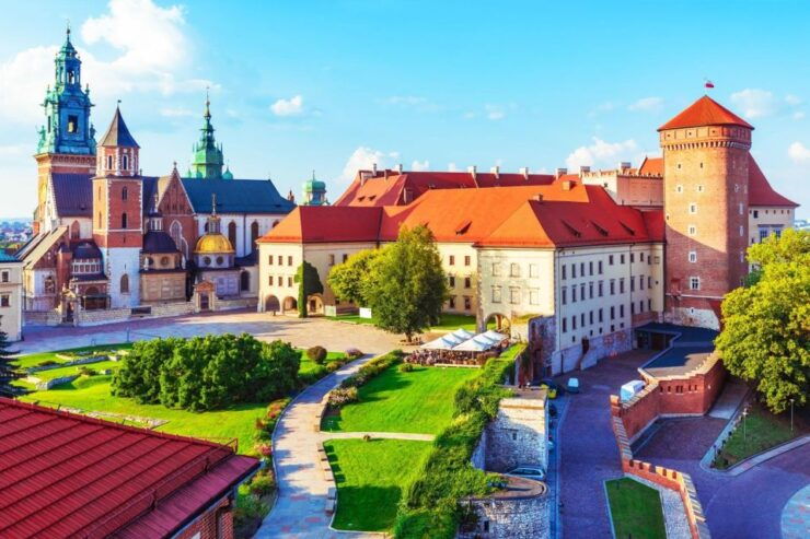 Skip-the-Line Wawel Castle Chambers Private Tour - Good To Know