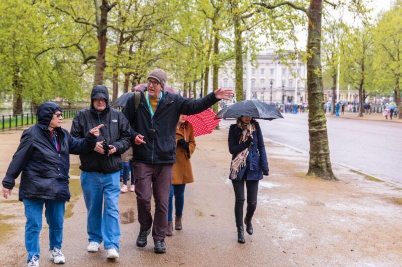 Skip the line Westminster Abbey & Guard Change Ceremonies - Duration, Group Size, and Price