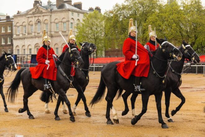 Skip the Line Westminster Abbey & Guard Change - Important Information and Meeting Point