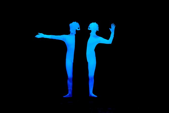 Skip the Line: WOW Show Black Light Theater in Prague Ticket - Show Highlights