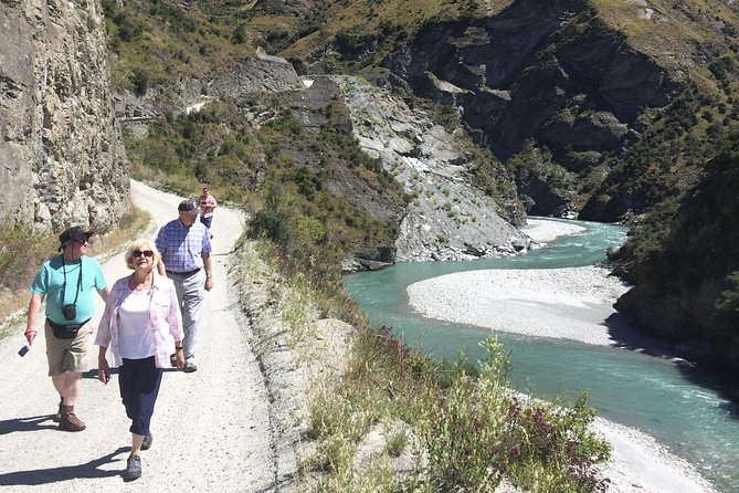Skippers Canyon 4WD Tour From Queenstown - Skippers Road and Zoo of Rocks
