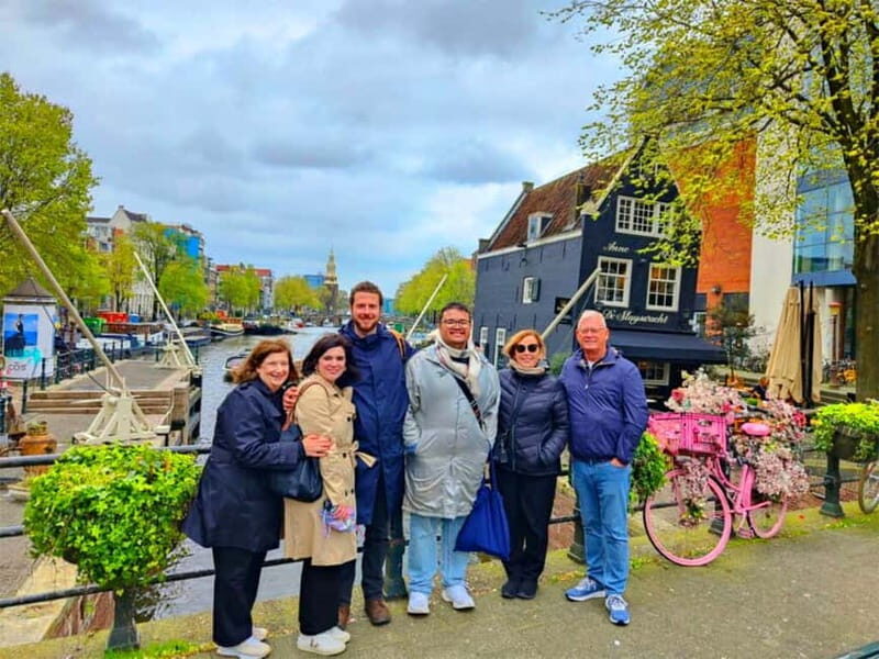 Skipping Lines & Sipping Beers: A History Tour of Amsterdam - Practical Tips for Travelers