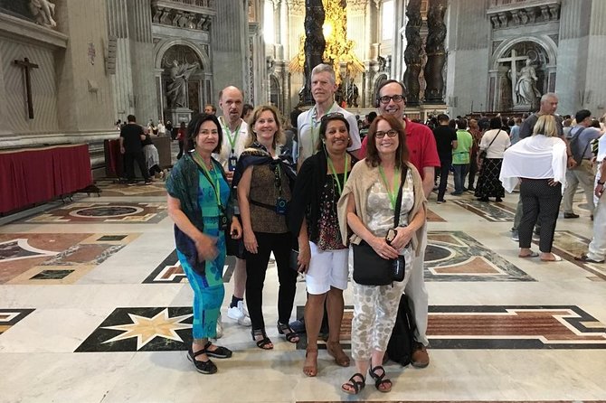 Skiptheline Fast Access Vatican Museums Sistinechapel With Expert Tour Guide - Meeting and End Points