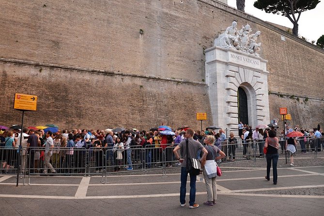 SkipTheLine SmallGroup: VaticanMuseums SistineChapel and St Peters Basilica - Tour Highlights