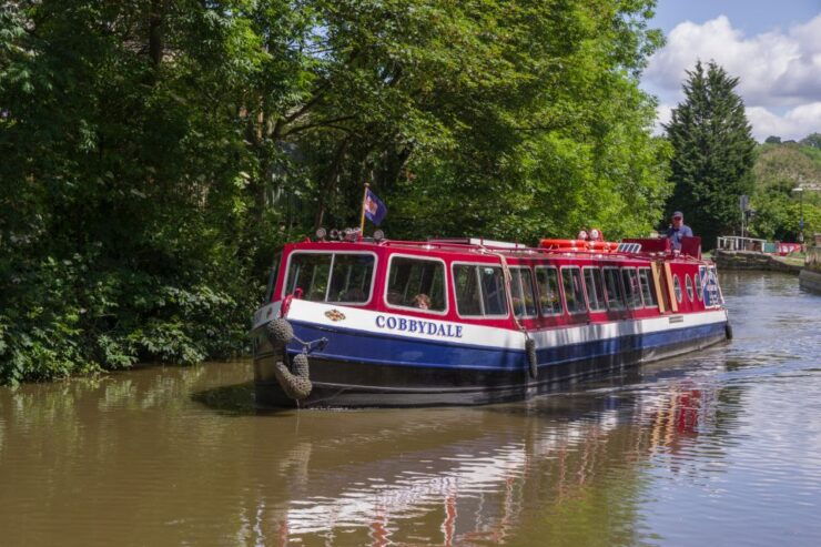 Skipton: 1-Hour Canal Cruise - 1-Hour Canal Cruise With Live Tour Guide