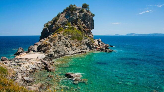 Skopelos: Mamma Mia Cliff Tour - Amenities Available