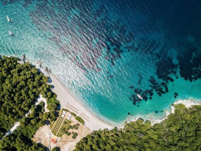 Skopelos Private Transfer From/to Ports -Hotels - Beaches - Vehicle Comfort Features