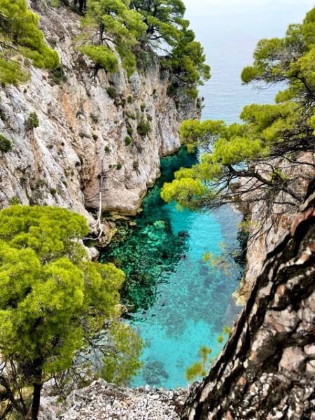 Skopelos Private Transfer From/to Ports -Hotels - Beaches - Booking Process