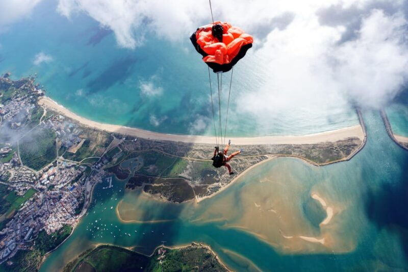 Skydive Algarve: Tandem Skydiving 10.000ft (up to 15.000ft) - The Experience at a Glance