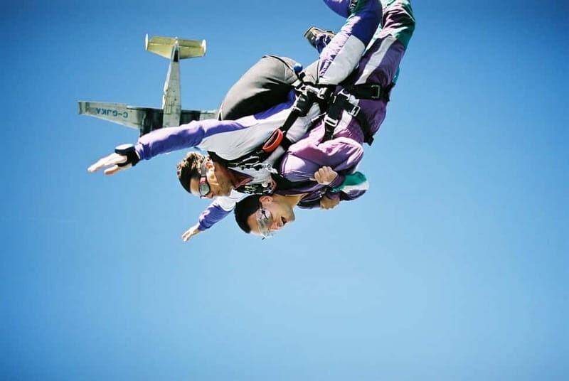 Skydive Over Barcelona  13,000ft Tandem Jump + Transport - Why Choose This Skydiving Tour?