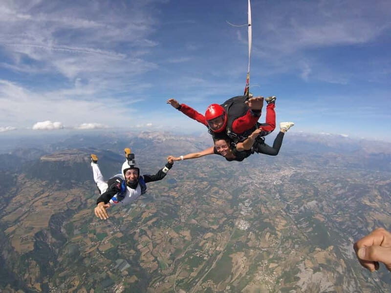 Skydiving in Gap-Tallard - Practical Considerations and Tips