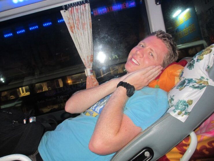 Sleeper or Sitting Bus Ticket From Hue to Hoi an - Good To Know