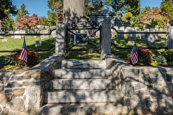 Sleepy Hollows Ghosts Self Guided Audio Walking Tour w/EMF Reader - Who Will Love This Tour?