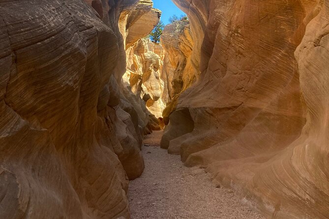 Slot Canyon 2hr Tour in Grand Staircase/Greater Bryce Area! - Meeting and Pickup