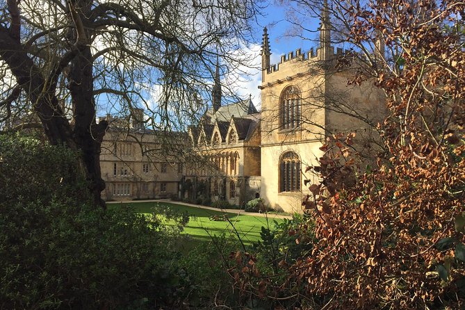 Small and Exclusive Oxford Highlights Tour - Lowest Price Guarantee