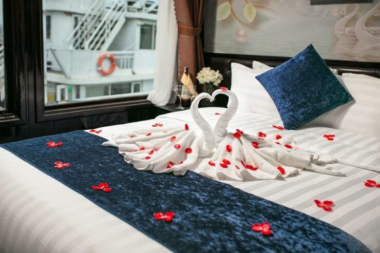 Small Boutique Oriental Cruise Ha Long Bay 2 Day 1 Night - Detailed Itinerary