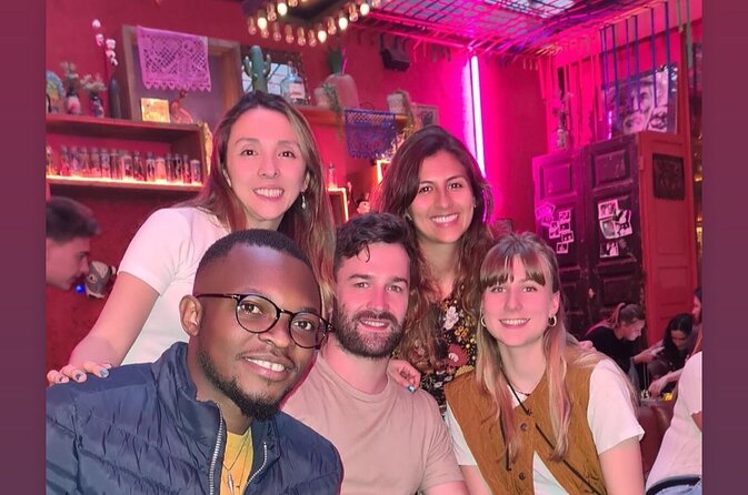 Small-Group 2-Hour Hidden Nightlife Tour in Paris - Reviews