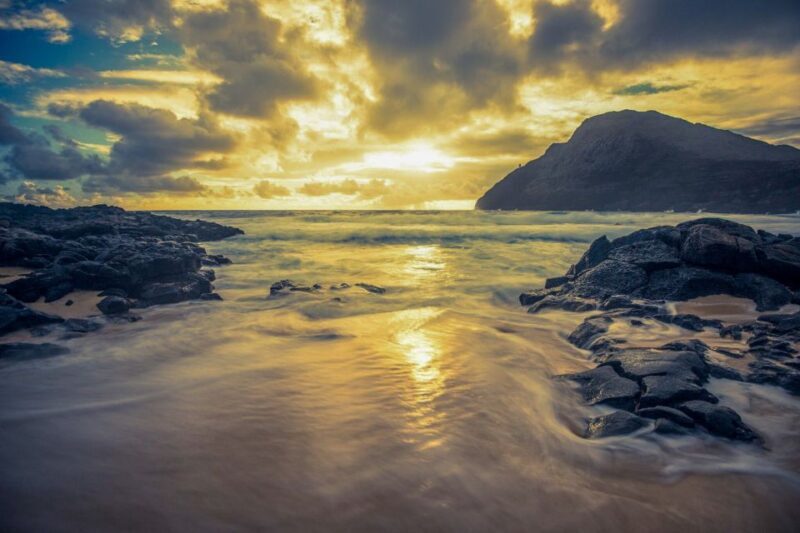 Small Group 3 Hour Honolulu Sunrise Tour with Malasadas - What to Bring and Wear